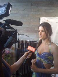Alessandra Ambrosio Pictures Alessandra Ambrosio