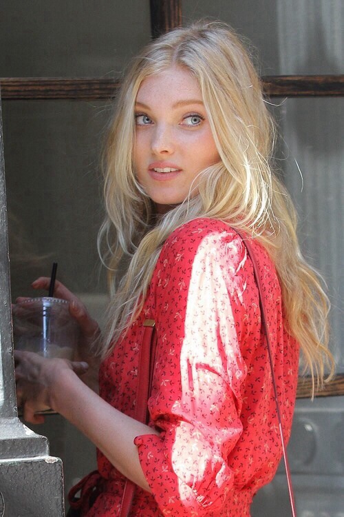 Elsa Hosk