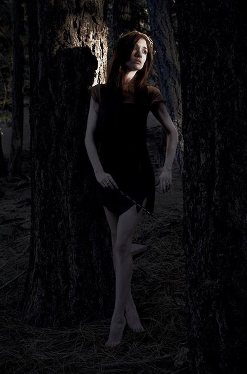 Lyz Brickley - Path of Exile Witch Cosplay