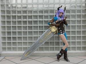 Lyz Brickley - Castanic Slayer Cosplay