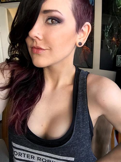 Darshelle Stevens taking a selfie