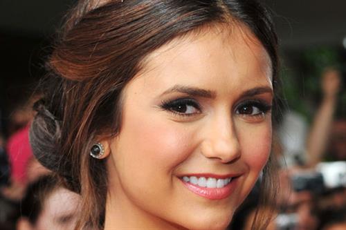 Nina Dobrev