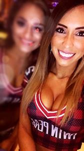 Amber Herst taking a selfie