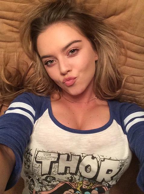 Lauren Hanley taking a selfie