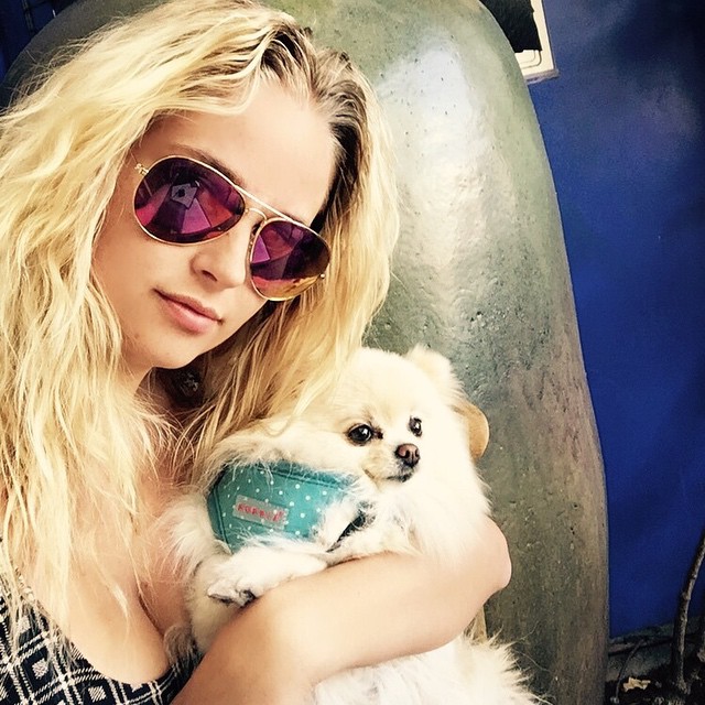 Genevieve Morton taking a selfie