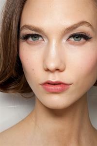 Karlie Kloss Pictures Karlie Kloss