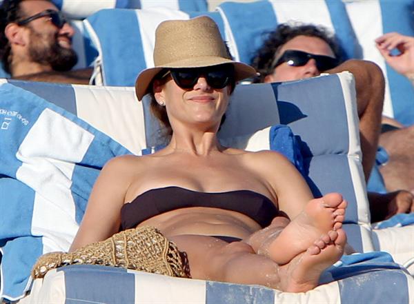 Kate Walsh in a bikini