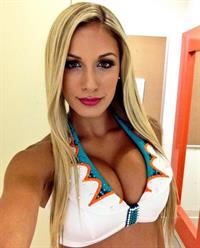 Brianne Herndon taking a selfie