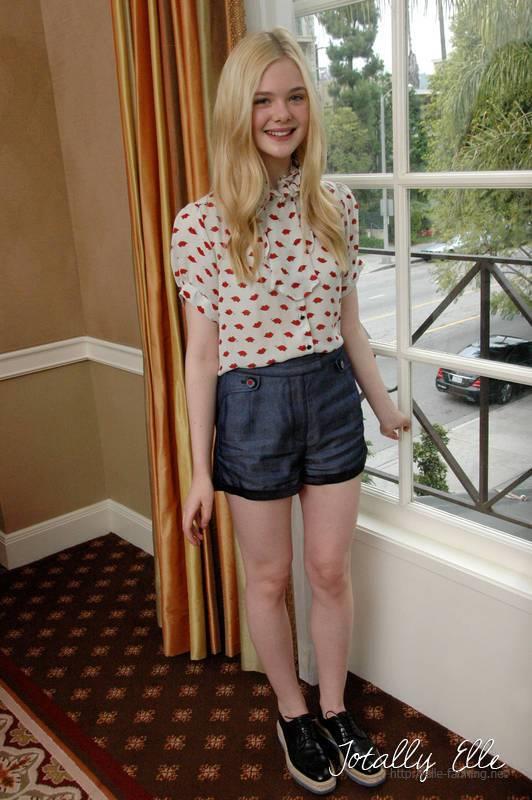 Elle Fanning