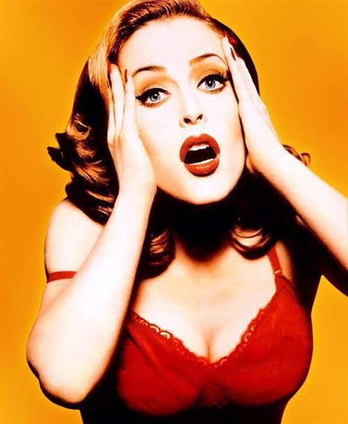Gillian Anderson