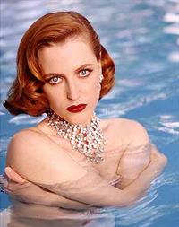 Gillian Anderson