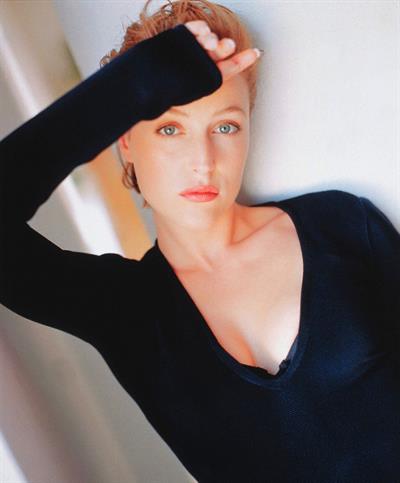 Gillian Anderson