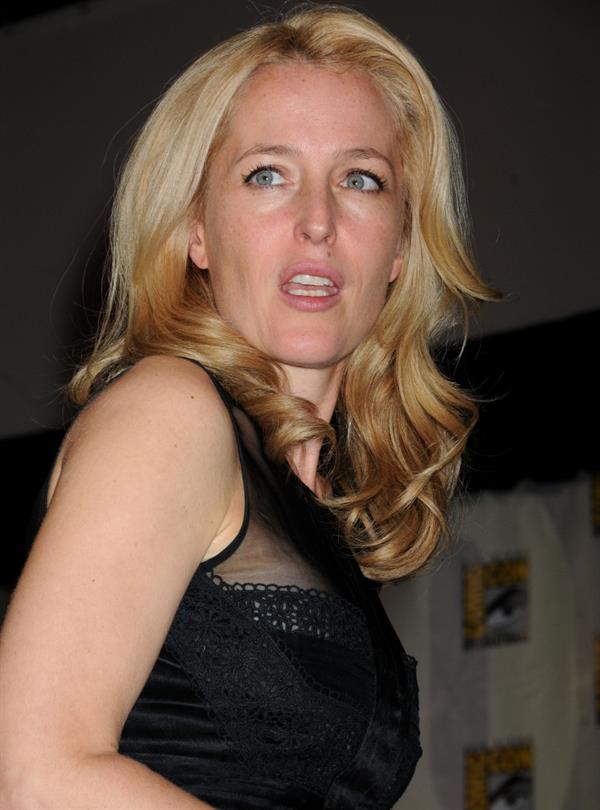 Gillian Anderson