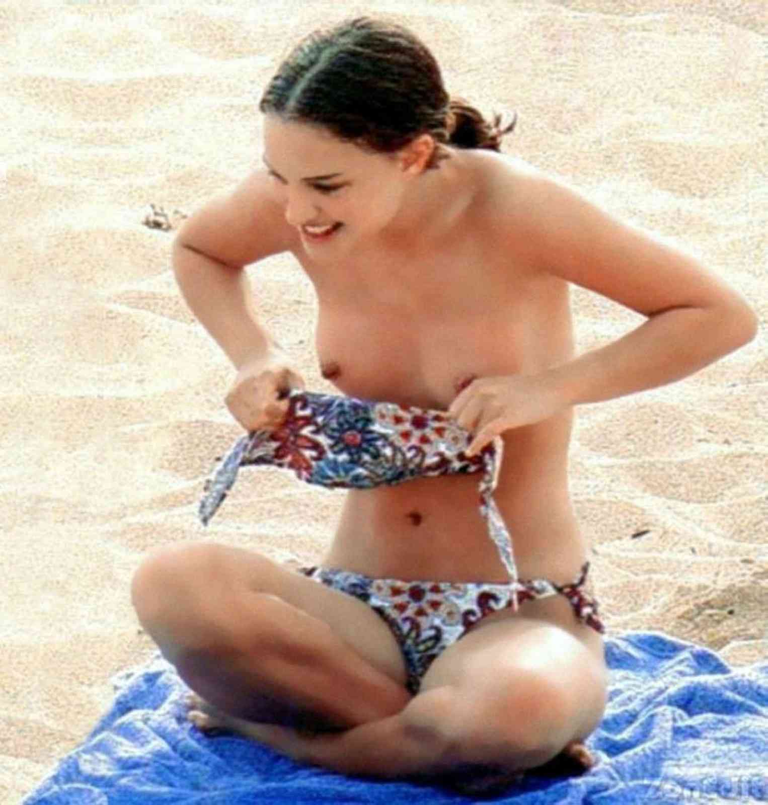 Natalie Portman Nude image