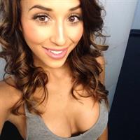 Tianna Gregory taking a selfie