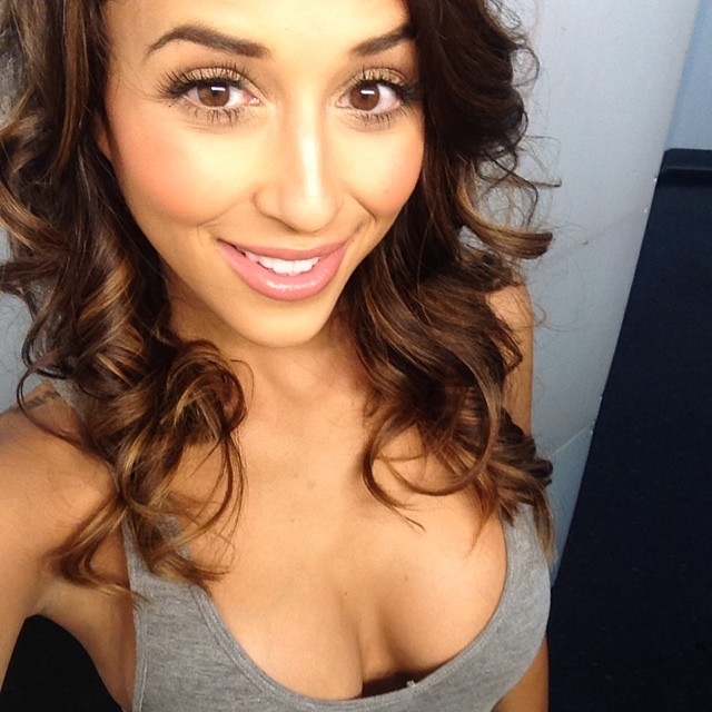 Tianna Gregory taking a selfie
