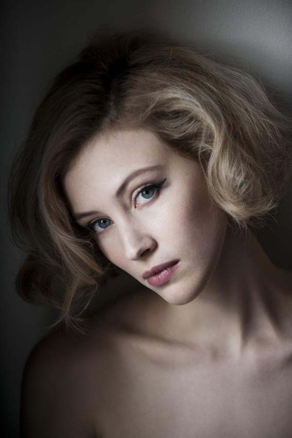 Sarah Gadon