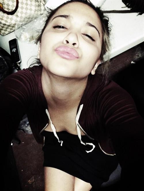 Stella Hudgens taking a selfie