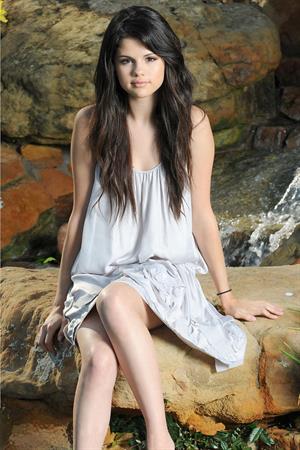 Selena Gomez unknown photoshoot 