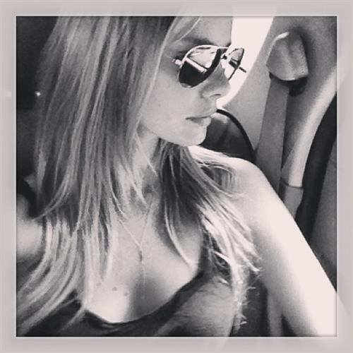 Marloes Horst taking a selfie