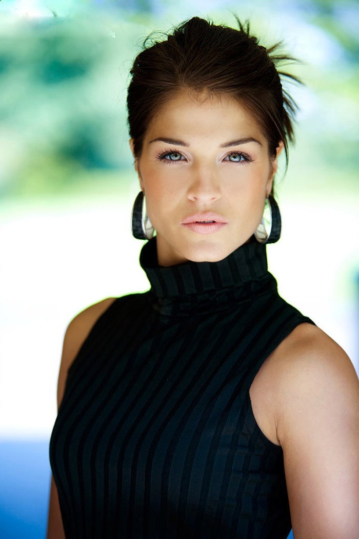 Marie Avgeropoulos