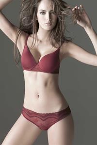 Macri Elena Vélez in lingerie