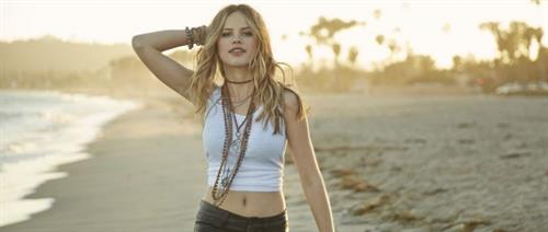 Halston Sage