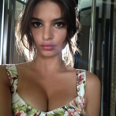 Emily Ratajkowski