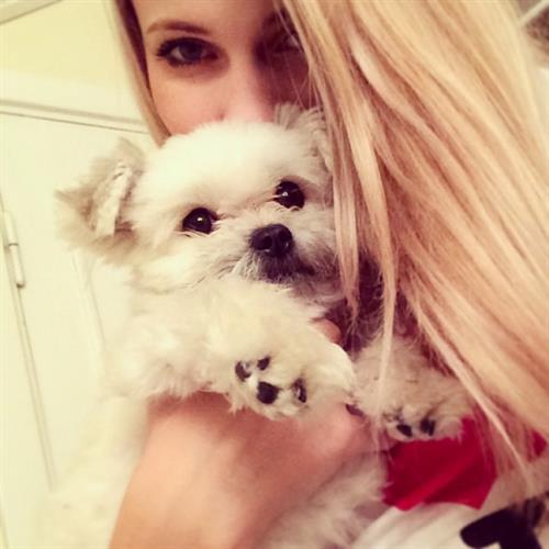 Emilie Voe Nereng taking a selfie