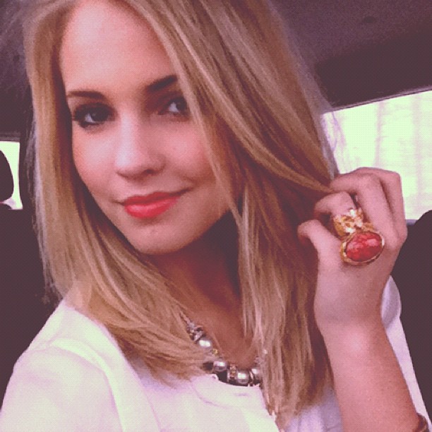 Emilie Voe Nereng taking a selfie