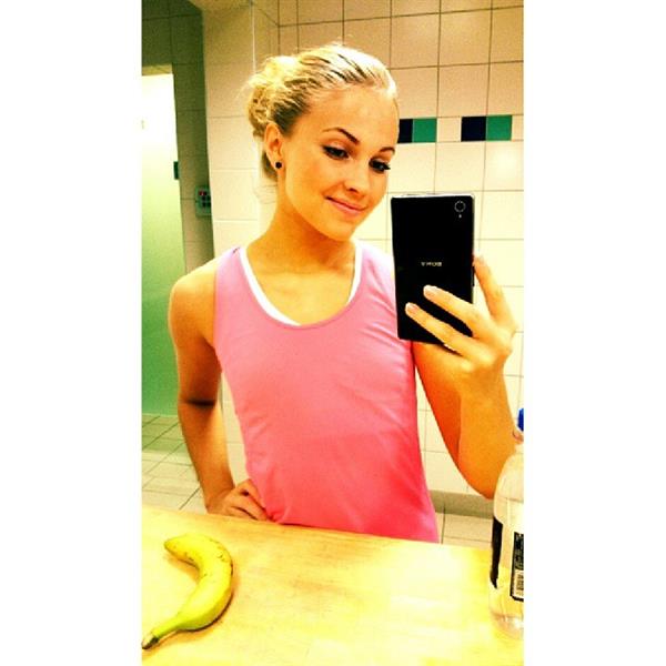 Emilie Voe Nereng taking a selfie