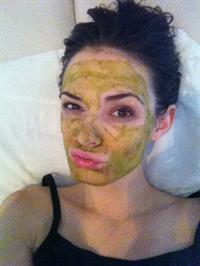 Kassie Lyn Logsdon taking a selfie