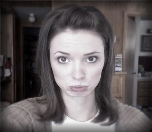 Kassie Lyn Logsdon taking a selfie