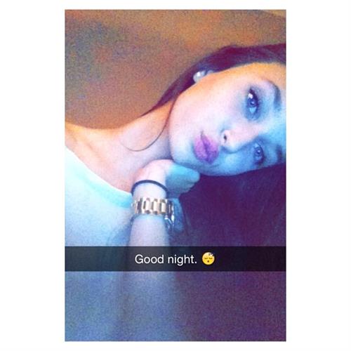 Ariane Fournier taking a selfie