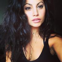 Mónica Alvarez taking a selfie