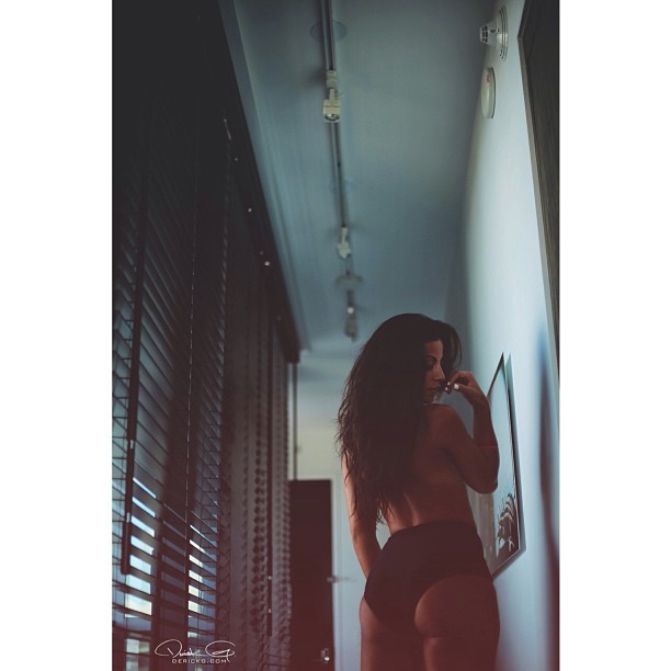 Mónica Alvarez in a bikini - ass
