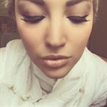 Anna Faith Carlson taking a selfie