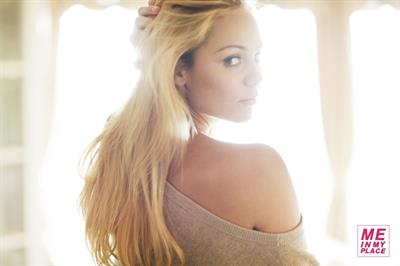 Laura Vandervoort - Esquire Me in My Place