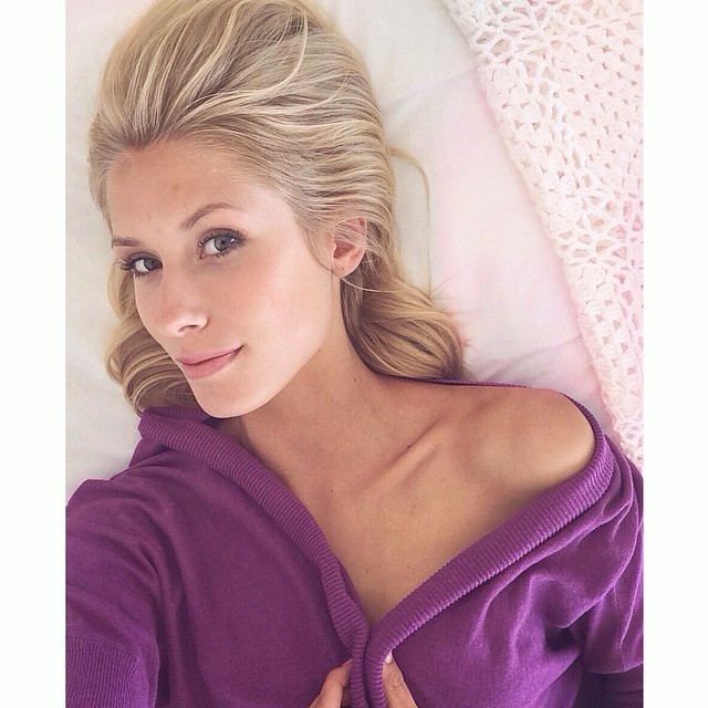 Kimberley Mens taking a selfie