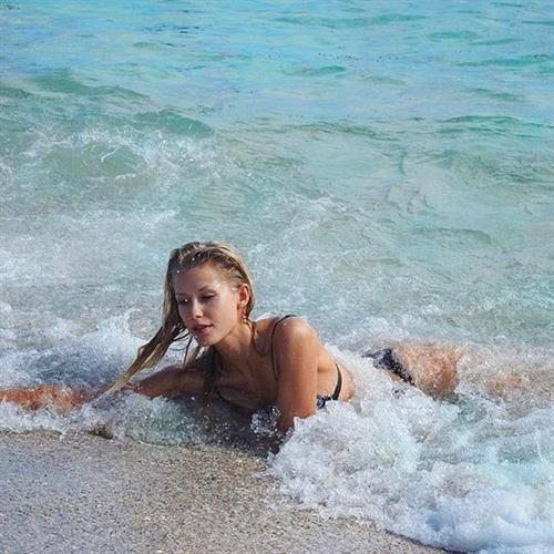 Kimberley Mens in a bikini