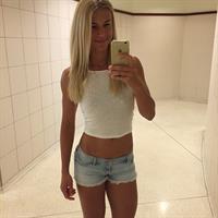 Adrienne Koleszár taking a selfie