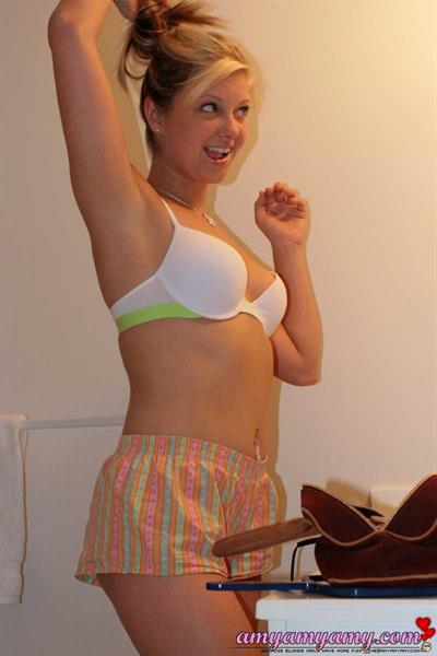 Amy Amy in lingerie