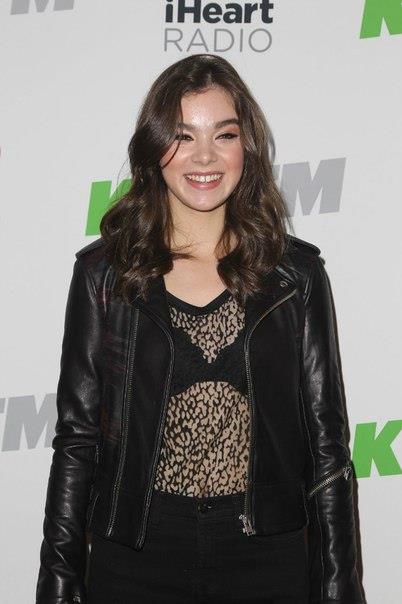 Hailee Steinfeld