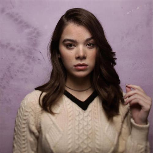 Hailee Steinfeld