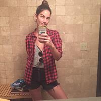 Lily Aldridge taking a selfie