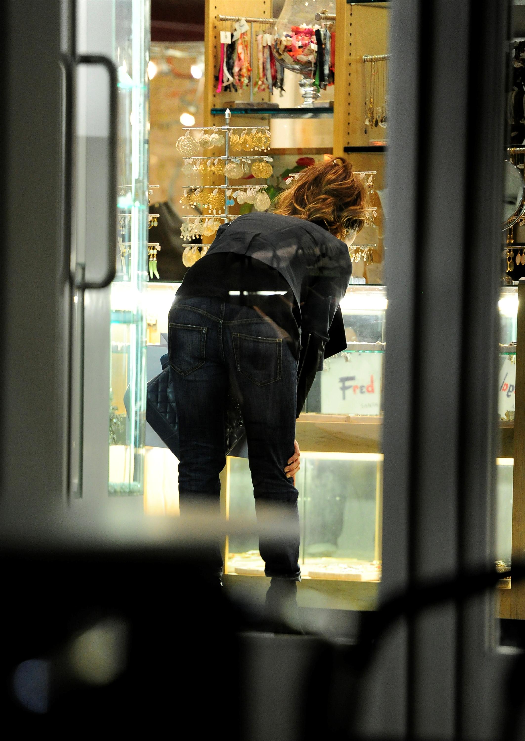 Kate Beckinsale was spotted shopping with a friend at Fred Segal in Santa Monica January 29, 2013