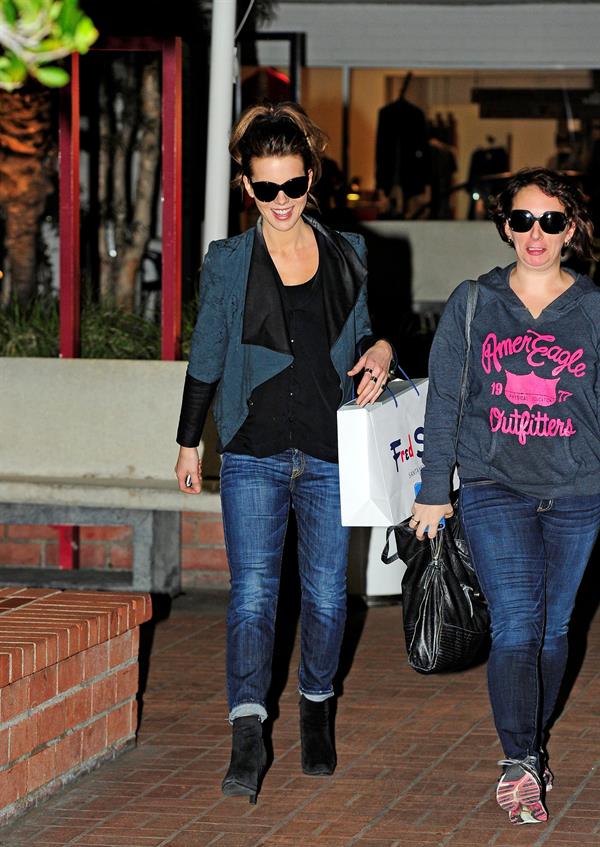 Kate Beckinsale was spotted shopping with a friend at Fred Segal in Santa Monica January 29, 2013