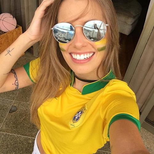 Paola Antonini taking a selfie