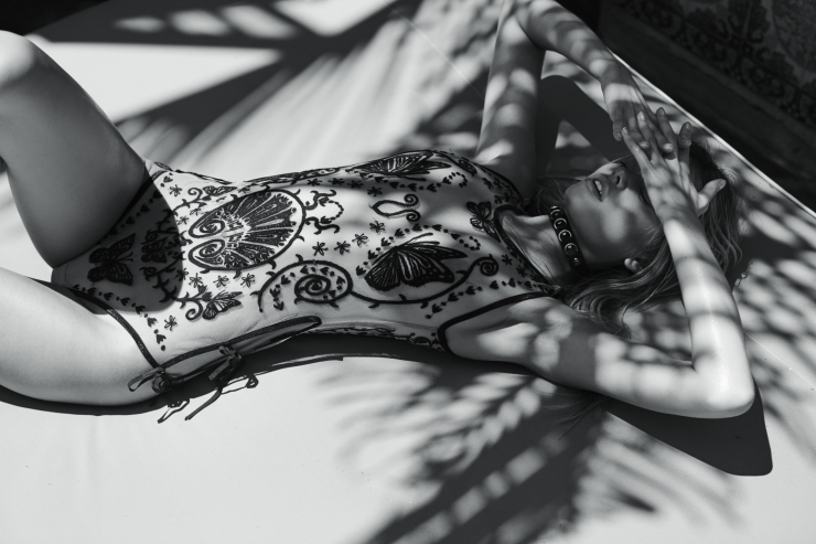 Frida Aasen in lingerie