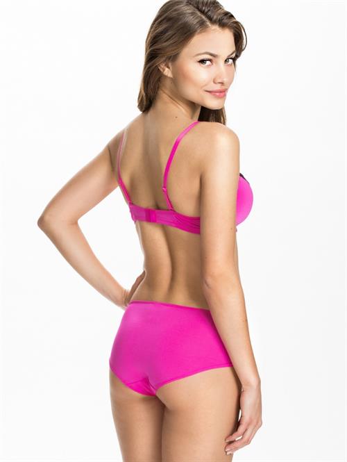 Yara Khmidan in lingerie